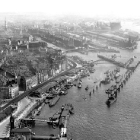Historic Picture of the Hamburg Harbour1